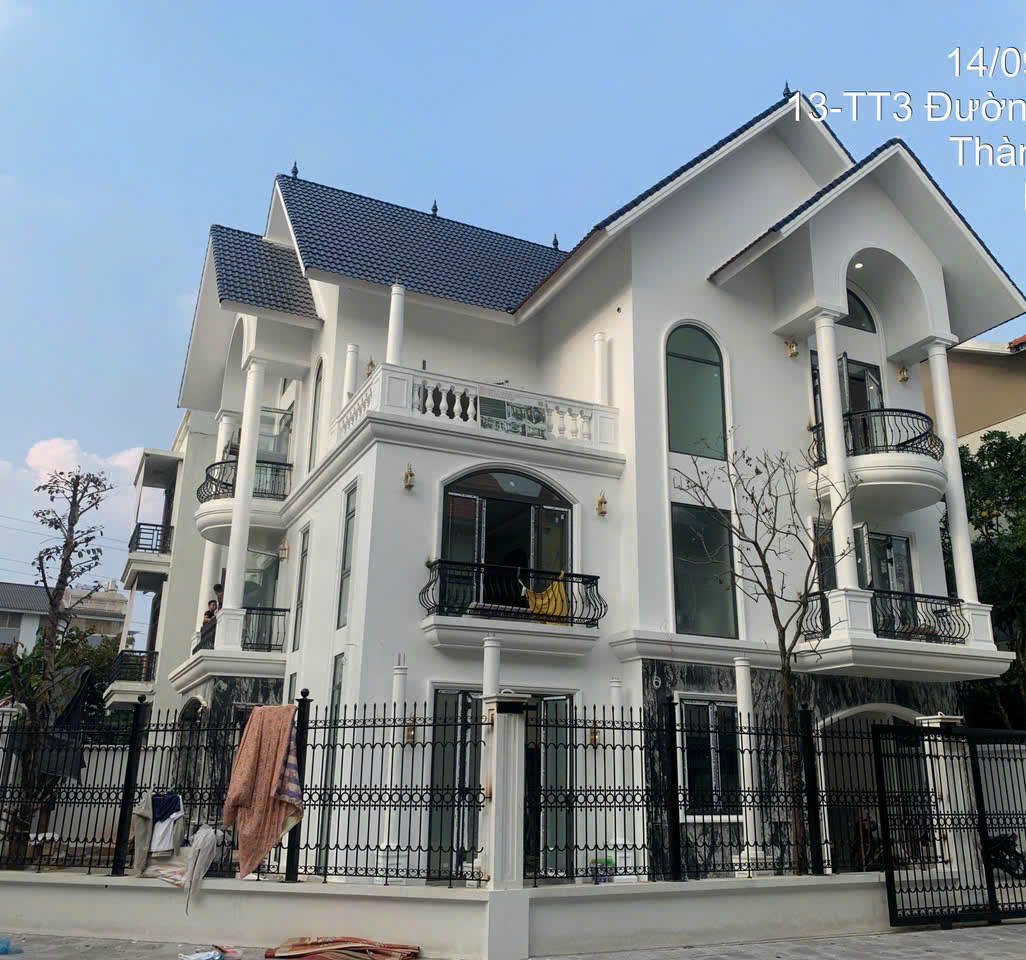 Cải Tạo Biệt Thự An Bình City: Màn “Lột Xác” Ngoạn Mục Từ Mái Thái Cũ Sang Tân Cổ Điển Đẳng Cấp
